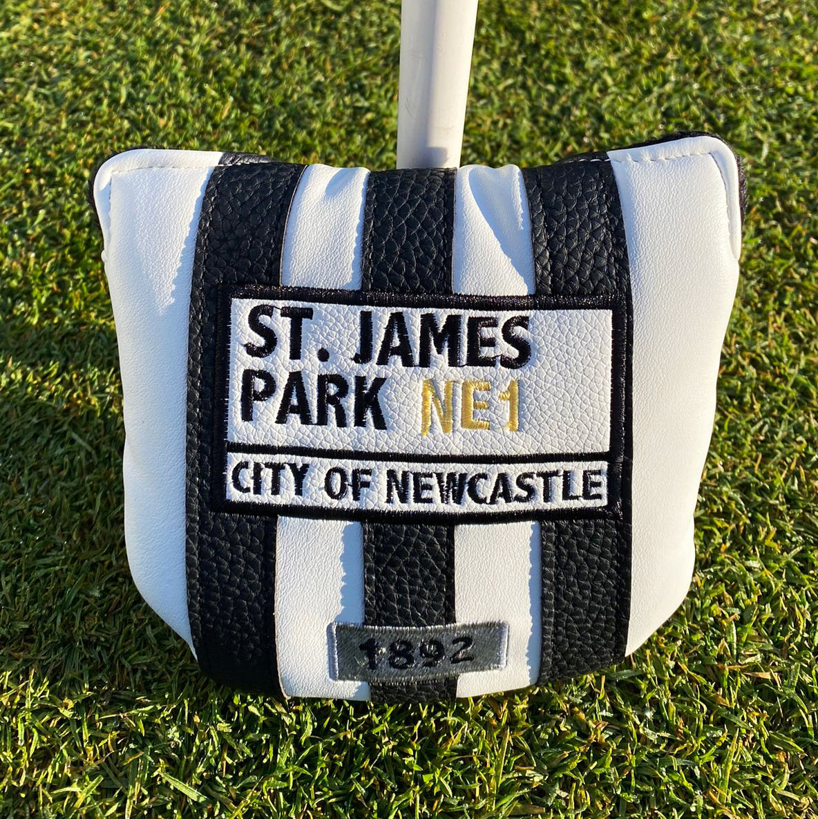 Newcastle Golf Mallet Cover, Front cover